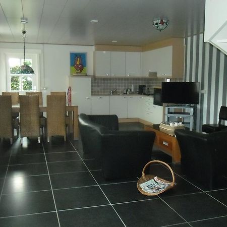 Herkenhoek 3 Bedroom Apartement Heeswijk-Dinther Kültér fotó