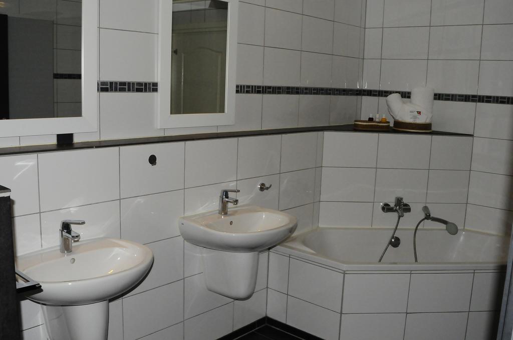 Herkenhoek 3 Bedroom Apartement Heeswijk-Dinther Kültér fotó